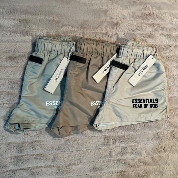 Fear of God Essentials Kids Track Shorts Size M - Picture 14 of 14